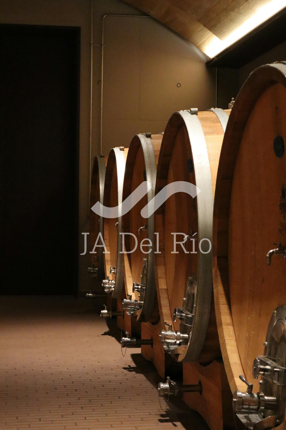 Consideraciones fiscales de la Fracción XXIII del Artículo 28 LISR en Pagos de Regalías y Licencias de Marca en el Sector de Bebidas Alcohólicas